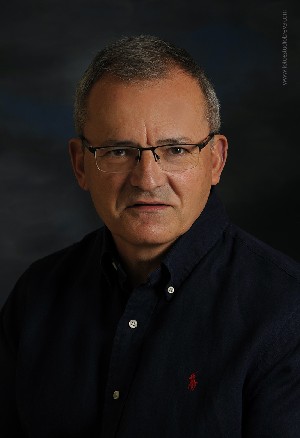 MIRA QUE ERES, Presentacin del libro de Luis Rodrguez
