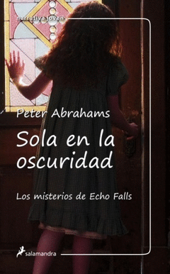 SOLA EN LA OSCURIDAD (LOS MISTERIOS DE ECHO FALLS
